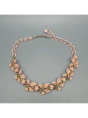 Vintage Coro Flower Necklace Pink Enamel Gold Tone 16”